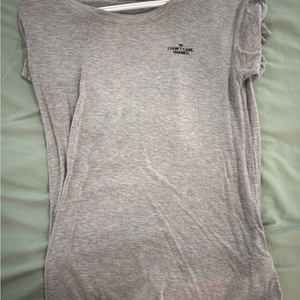 XS/S Tops - Picture 4 of 15